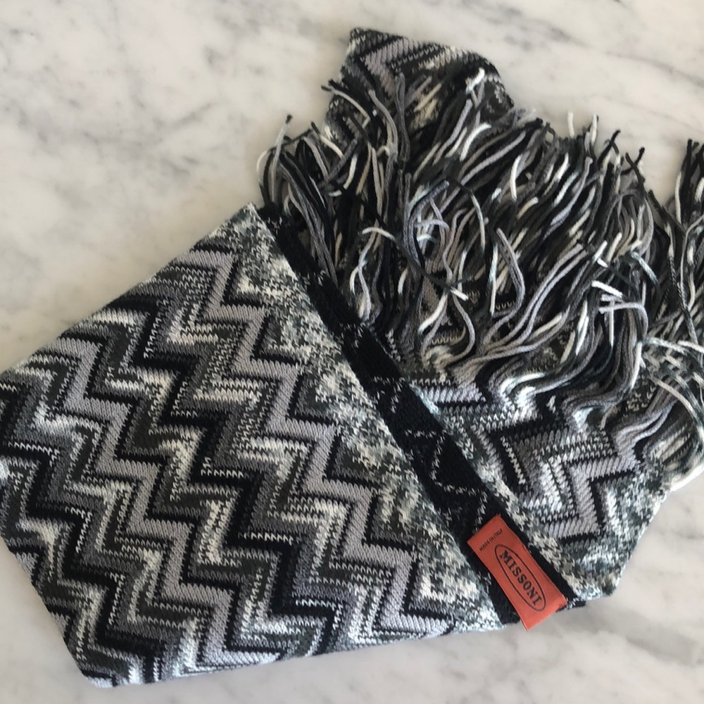 🖤SALE🖤Classic Missoni Knit Scarf